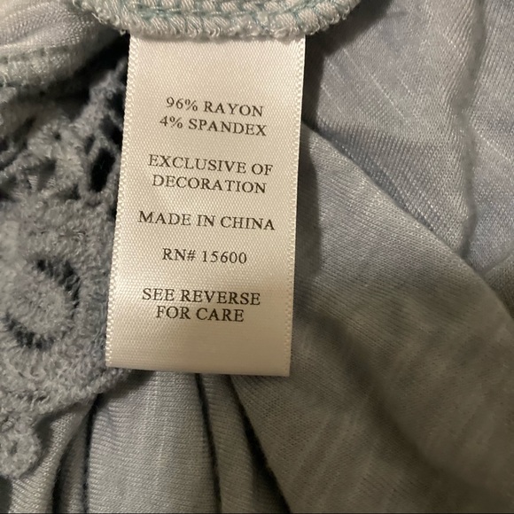 - Artesia seafoam green BoHo blouse - Picture 9 of 9